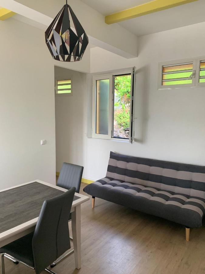 Cyparis Apartment Saint-Pierre Екстериор снимка